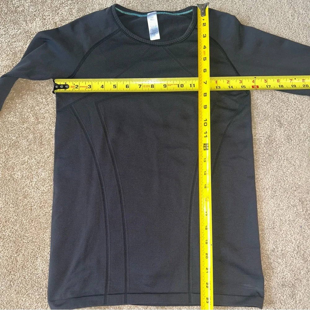 Ivivva Lululemon Swiftly Tech Long Sleeve Black Top Girls 14 Athletic Yoga Gym